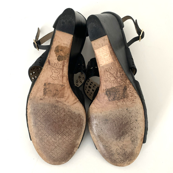 Tory Burch Perforated Gladiator Wedge Sandal Black Leather Laser Cut Open Toe 11 - Picture 7 of 7